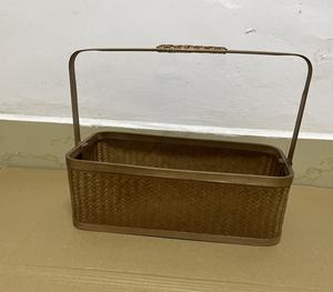 Cesta de picnic de ratán de estilo Vintage de alta calidad, cesta de organización de bambú tejida a mano para el hogar de Vietnam, recién llegado - Product Image 3