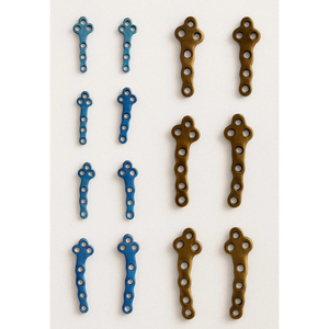 Placas de Bloqueo de Seguridad para Implantes TPLO Veterinarios de Titanio de 1.5mm a 3.5mm, Juego Izquierdo y Derecho, 14 Piezas - Product Image 2