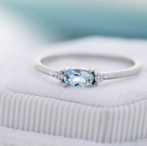 แหวนบลูโทแพซธรรมชาติจากสวิสเซอร์แลนด์ ตัวเรือนเงินสเตอร์ลิงหรือทอง แหวนบลูโทแพซธรรมชาติ แหวนพลอยขนาดเล็ก - Product Image 5