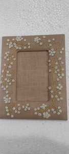 Cadre photo mural en tissu floral en MDF fait main, en velours, personnalisable en forme et en couleur, taille 5x7, orientation verticale - Product Image 3