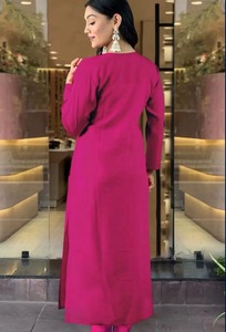 Conjunto de Kurta de Rayón con Bordado y Dupatta con Encaje para Mujer, Tallas Completas, Suministro al por Mayor, Alta Margen de Ganancia, para Minoristas de Ropa Étnica Premium - Product Image 5