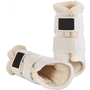Botas ecuestres avanzadas diseñadas para una protección de las piernas de alto rendimiento, soporte y confianza para el jinete durante deportes ecuestres al aire libre. - Product Image 1