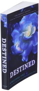 หนังสือเรื่อง "Destined by Aprilynne Pike" ฉบับปกอ่อน แนวแฟนตาซีโรแมนติกสำหรับเยาวชน ขายดีสำหรับผู้ใหญ่ - Product Image 2