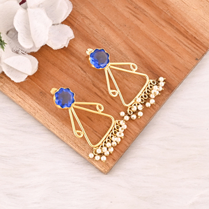 Elegantes Pendientes de Latón con Incrustaciones de Perlas y Piedras Preciosas en Color Azul Tinta, Chapados en Oro, Joyería de Moda Hecha a Mano por Shilpi Impex, Regalo para Mujer - Product Image 2