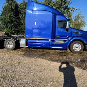 Camión Tractor Diésel 6x4 de Servicio Pesado para Logística de Carga en Carretera y Transporte Industrial - Product Image 1