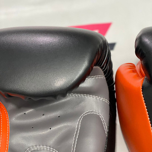 Guantes de Boxeo Personalizados con Logotipo, Profesionales, para Muay Thai, Negros y Grises, OEM ODM, Diseño Personalizado, Cuero Vacuno Genuino - Product Image 6