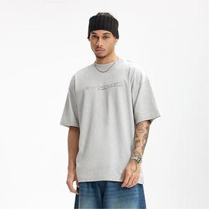 เสื้อยืดแขนสั้นทรงปกติสำหรับผู้ชาย สีเทาอ่อน คอกลม ผ้าฝ้าย 100% ระบายอากาศได้ดี สไตล์สตรีทแวร์ ออกแบบได้ตามต้องการ พร้อมโลโก้ด้านหน้า - Product Image 1