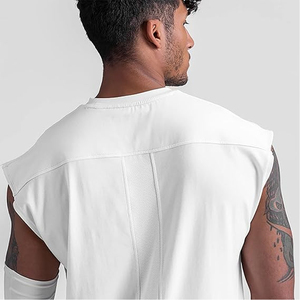 เสื้อกล้ามออกกำลังกายผู้ชายแบบแห้งเร็ว รุ่นปี 2023 ผ้าตาข่าย สำหรับเล่นกีฬา ฟิตเนส เพาะกาย วิ่ง ออกแบบแบบไม่มีแขน - Product Image 2