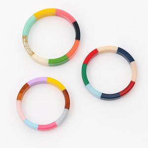 Bracelets en résine colorés à motifs géométriques, ensemble de bijoux unisexe tendance, bracelets en résine multicolores - Product Image 1