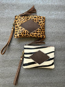 Nouveau véritable fait à la main imprimé Animal fourrure pochettes en cuir petit bracelet portefeuille en cuir imprimé Animal fourrure glands femmes élégant portefeuilles - Product Image 2