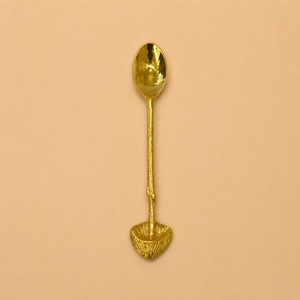 Classic Gold Plated Stainless Steel Tea Spoon with Seashell Inspired Handle Decorative Flatware for Elegant Dining Service - Product Image 1
