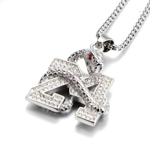 RB Gems - Colgante de Bisel de Dos Tonos Chapado en Oro Rosa y Rodio para Mujer, con Nombre Personalizado, Forma de Animal, Moissanita Certificada IGI, Estilo Hiphop - Product Image 6