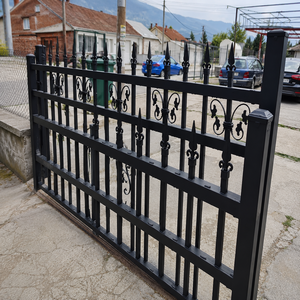 Valla de seguridad de malla de alambre soldada negra con diseño de doble V, postes metálicos, panel de valla exterior para jardín - Product Image 2