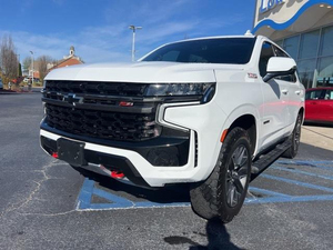 2023 Usado Z71 4WD Blanco Automático Interior de Cuero Oscuro Motor Gasolina V8 4L R20 Aleación de Aluminio Volante a la Izquierda Euro VI Techo Solar Táctil - Product Image 2