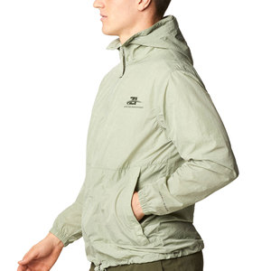 Chaqueta cortavientos de invierno para hombre, estilo moderno, precio económico, con tela ligera y corte relajado. - Product Image 4