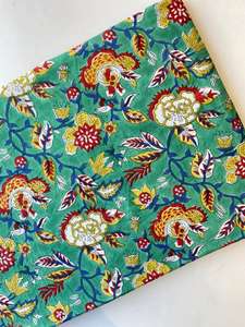 Tela de Algodón 100% Suave, Ecológica y Transpirable con Estampado Floral Estilo Indio, Teñido Natural y Tallado a Mano, para Bolsos Artesanales, Venta por Metro - Product Image 2