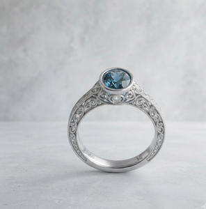 Bague Vintage Fine en Argent Plaqué avec Pierre Centrale en Quartz Bleu, Sertie de Griffes, Style Filigrane, Bijou de Mariage pour Femme - Product Image 1