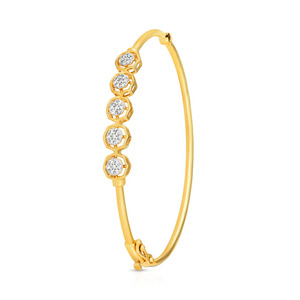 Brazalete de Cinco Haloes con Diamantes, Marco Delgado de Oro Amarillo y Diseño de Racimo Geométrico - Product Image 1