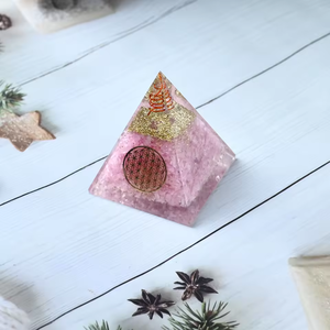 Pirámide de Cuarzo Rosa, Cristal Orgonita, Decoración para el Hogar, Gema Natural Pulida, Forma Triangular - Product Image 5