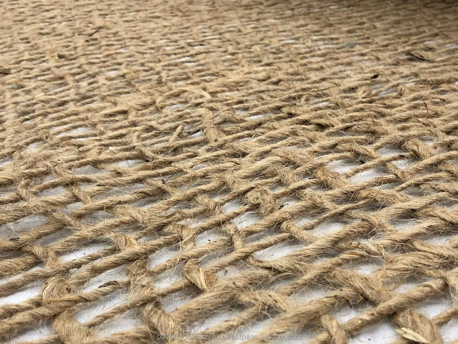 100% natural jute color
