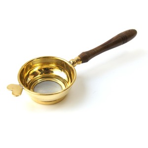 Colador de té de metal dorado con mango de madera, colador de malla fina para preparar té de hojas sueltas, herramienta de cocina - Product Image 1