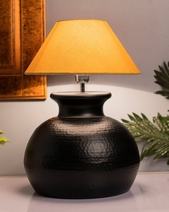 Industrial matt black hammered metal pitcher <b>table</b> lamp white cone shade rustic <b>bedside</b> accent light wholesale OEM - Product Image 3