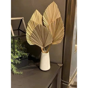 Feuilles de palmier séchées naturelles en gros |   Décoration de toile de fond pour mariage bohème |   Éventails en bambou et décorations murales en jonc de mer - Product Image 2