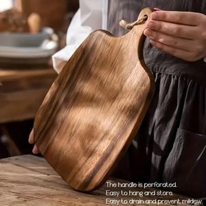 Juego de tablas de cortar de madera Noble Wood, rectangular, con mango, nombre y fecha grabados, juego de tablas de cortar para cocina. - Product Image 2