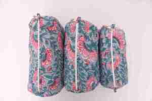 Ensemble de trousses de toilette et de maquillage portables en coton matelassé personnalisé, fait main, motif palmier rose, 3 pièces - Product Image 3