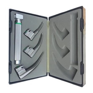 ชุดเครื่องมือส่องกล่องเสียงไฟเบอร์ออปติก Azicon รุ่น Macintosh พร้อมใบมีด 3 แบบ สำหรับการวางท่อช่วยหายใจ ขนาดโค้ง 2 3 4  พร้อมไฟ LED  ด้ามจับแบบใช้แบตเตอรี่  กล่องเก็บอุปกรณ์ - Product Image 6