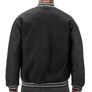 แจ็คเก็ต Letterman Varsity ปักโลโก้ตามสั่งสำหรับผู้ชาย ดีไซน์ใหม่ ผ้าขนสัตว์ 100% ปักลาย Chenille ติดกระดุม แจ็คเก็ตฤดูหนาวสไตล์ High Street สำหรับผู้ชาย - Product Image 2
