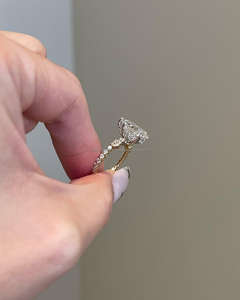 Anillo de Compromiso de Lujo con Diamante Cultivado en Laboratorio, Corte Pera, Oro Amarillo de 10K/14K/18K, Anillo de Novia Vintage con Diseño de Racimo, Joyería Fina, Regalo para Mujer - Product Image 2