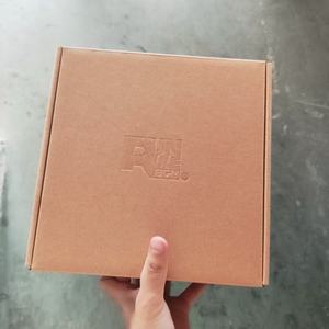 Boxit.pk High-End Natural Kraft Shipping <b>Box</b> with Embossed Design Square Zipper Kraft Packaging for <b>Hats</b> - Product Image 3