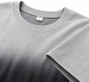 Camiseta de algodón de manga corta con cuello redondo y diseño degradado para hombre, estilo casual, transpirable, de punto, diseño liso, MOQ bajo - Product Image 5