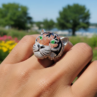 Bague pour femme en argent sterling classique, sans nickel, sans plomb, avec motif animalier hip-hop et détail œil vert, en or blanc et moissanite