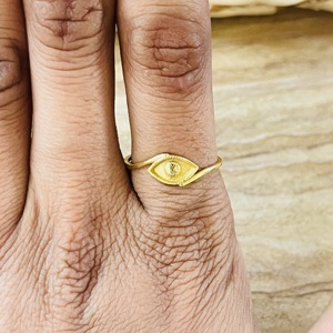 Anillo de Ojo Turco de Diseño Elegante, Anillos Bohemios de Latón para Mujer, Chapado en Oro de 18k, Anillo Minimalista de Protección Delicado para Venta al por Mayor/OEM/ODM - Product Image 4
