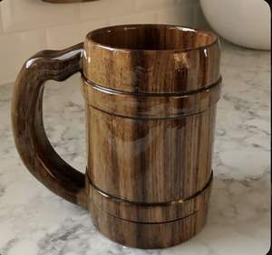 Tazas de Madera Hechas a Mano con Detalles Artesanales que Crean un Ambiente Cálido en la Comedor y la Cocina - Product Image 1