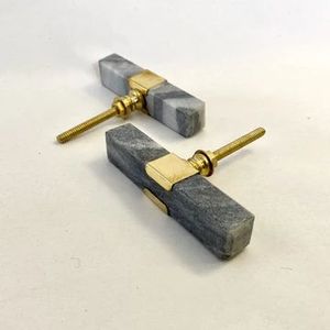 Poignées en bois à finition lisse pour armoires et tiroirs, accessoires de mobilier d'intérieur classiques, modèle RR202511817 de RR Enterprises - Product Image 4