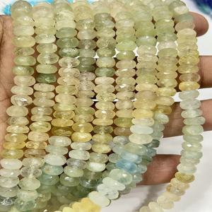 Cuentas de Piedras Preciosas Facetadas, Cuentas Redondas Facetadas de Aguamarina Natural Multi AAA de 8 mm, Hilo de 8 Pulgadas - Product Image 1