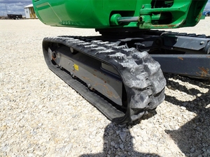 Excavatrice hydraulique TB230 bien entretenue disponible à l'exportation - Product Image 4