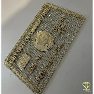 Collier pendentif de luxe avec pierres imitation diamant et style hip-hop tendance - Product Image 3
