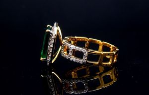 Bague de fiançailles de luxe en or rose avec halo de diamants blancs de laboratoire de 3 carats, taille émeraude, certifiée IGI, bijoux pour femmes, vente en gros - Product Image 3