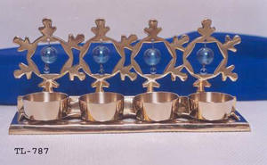 Luxury Brass Metal <b>Candle</b> Stands and Aluminum <b>Lanterns</b> Table Decor At Wholesale Price - Product Image 2