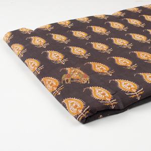 Tissu traditionnel écologique imprimé au bloc floral Bagru, teinture naturelle, 100% coton, vêtements durables faits à la main pour filles - Product Image 2