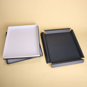 Boîte cadeau personnalisable EcoRev à fermeture magnétique pour chemises, en carton rigide pliable avec insert en papier, couvercle et base, avec logo et éponge - Product Image 2