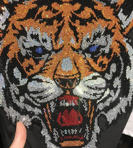 เสื้อยืดคอกลมทรงหลวมผ้าฝ้าย 100% สำหรับผู้ชาย พิมพ์ลายซิลค์สกรีน ระบายอากาศได้ดี เป็นมิตรกับสิ่งแวดล้อม แฟชั่นสตรีทแวร์ น้ำหนัก 180 กรัม - Product Image 5