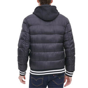 Blouson d'hiver matelassé pour homme, style universitaire, résistant à l'eau, avec capuche et poignets rayés, manteau décontracté et chaud - Product Image 2