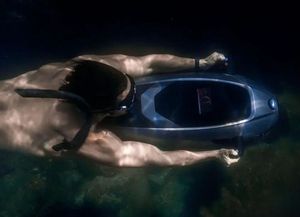 Scooter Subacuático Sublue ALTIVS APX de 40 m de Profundidad, 23 kg, Ligero, para Jugar en el Agua, con 100 Minutos de Autonomía - Product Image 4