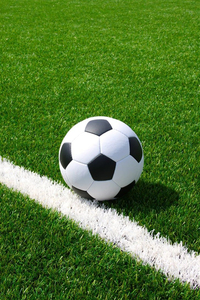 Ballons de football classiques cousus à la machine en PVC de haute qualité, taille personnalisée, officiels pour les matchs, résistants à l'eau, écologiques et personnalisables - Product Image 6