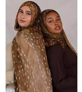 Hijab en modal de bambou Vela imprimé motif cerf, respirant et doux, tissé, pour femmes musulmanes – Collection 2026 à succès - Product Image 1